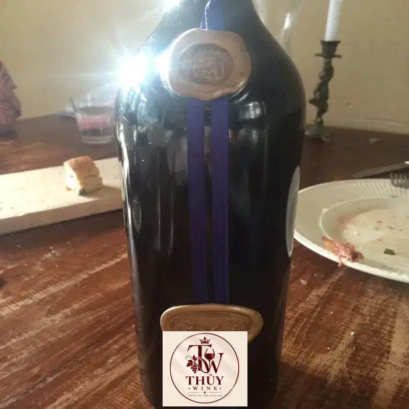 Địa chỉ bán ruou vang y salvano langhe trabuch giá rẻ tại Sài Gòn