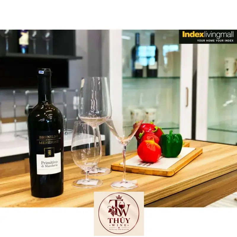 vang y brunilde di menzione primitivo di manduria giá bao nhiêu