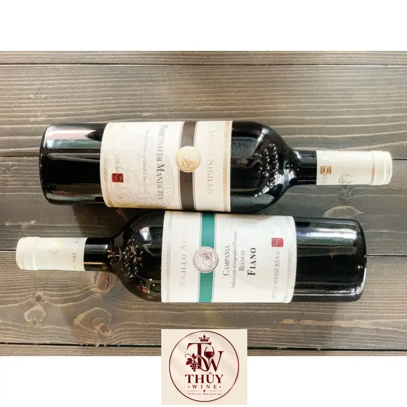 vang y antico sigillo primitivo di manduria giá bao nhiêu