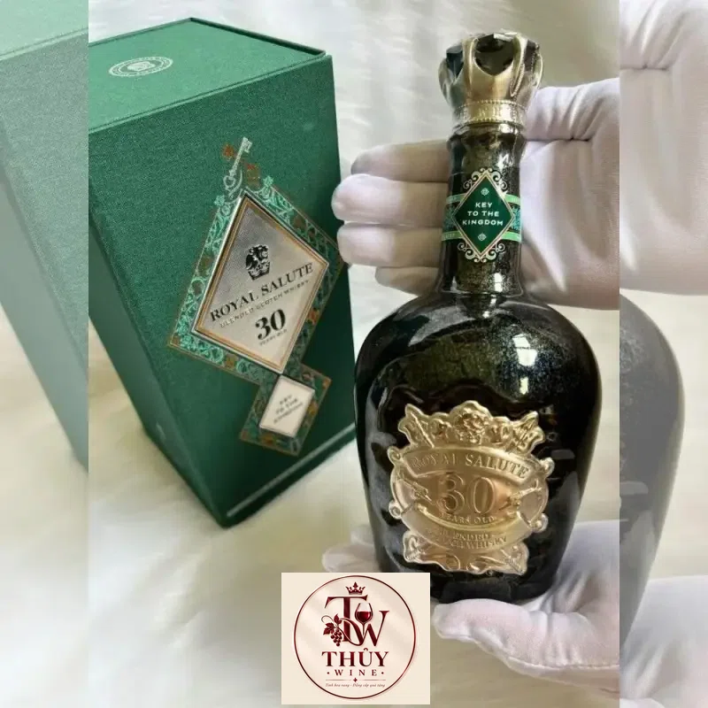 Địa chỉ mua chivas nam royal salute giá rẻ nhất