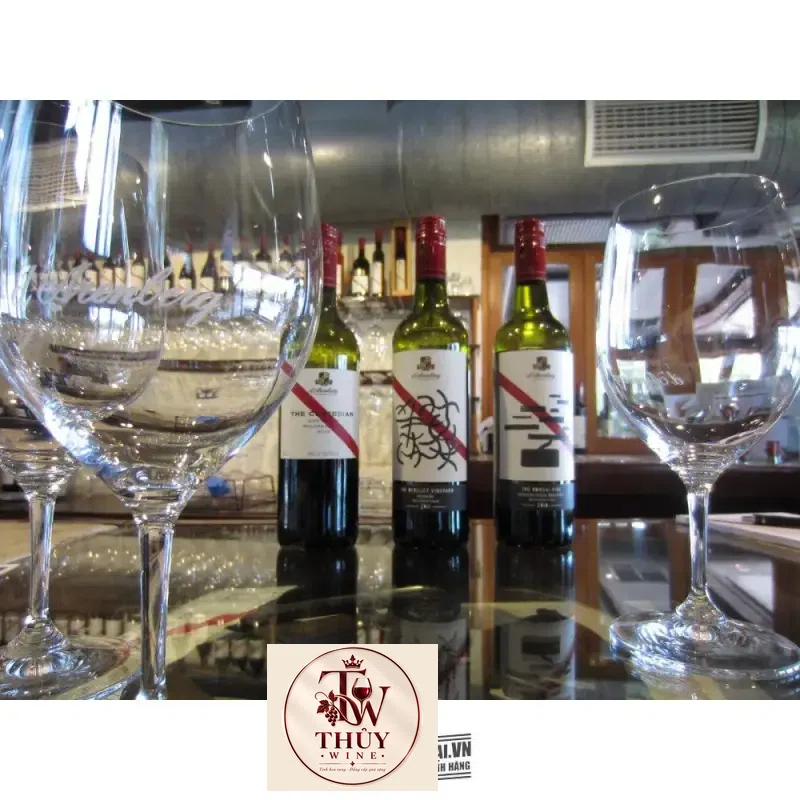 Mua vang uc the custodian grenache giá rẻ tại Sài Gòn