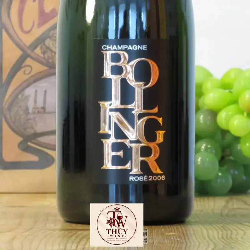 Địa chỉ bán ruou champagne bollinger limited rose giá rẻ tại Sài Gòn