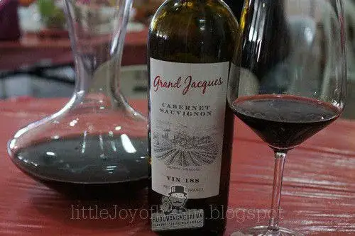Vang Pháp Grand Jacques Sauvignon (Đỏ - Trắng)